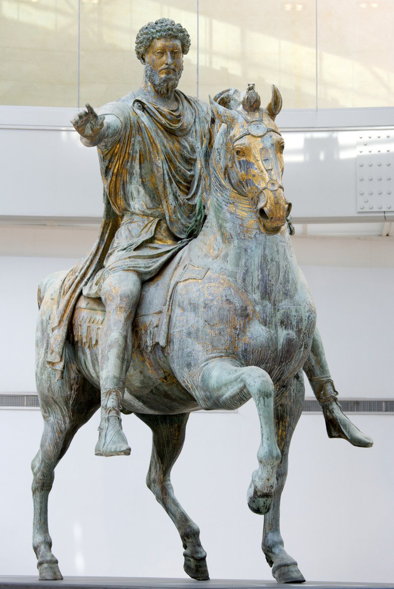 Standbeeld dat verwijst naar Marcus Aurelius
